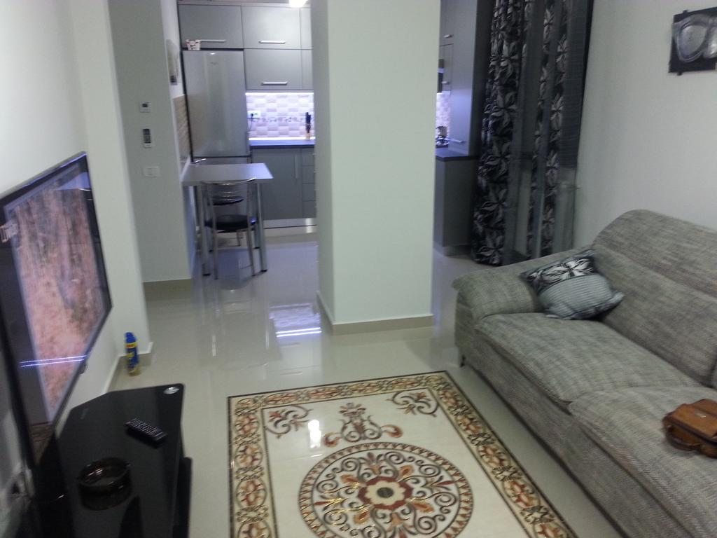 كونستانتا Constantin Lake View Apartment المظهر الخارجي الصورة