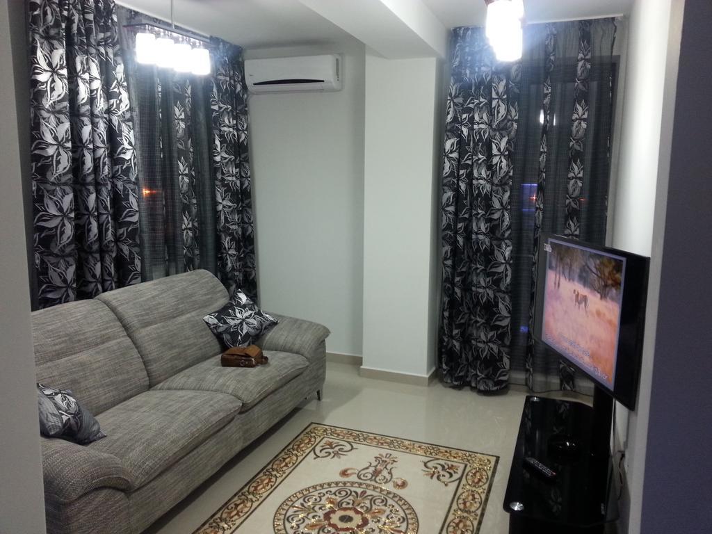 كونستانتا Constantin Lake View Apartment المظهر الخارجي الصورة